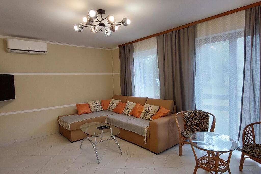 House For Us Vinci Villa Екстериор снимка